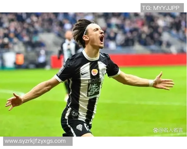 足球界天赋异禀的球星有哪些他们是如何崭露头角的